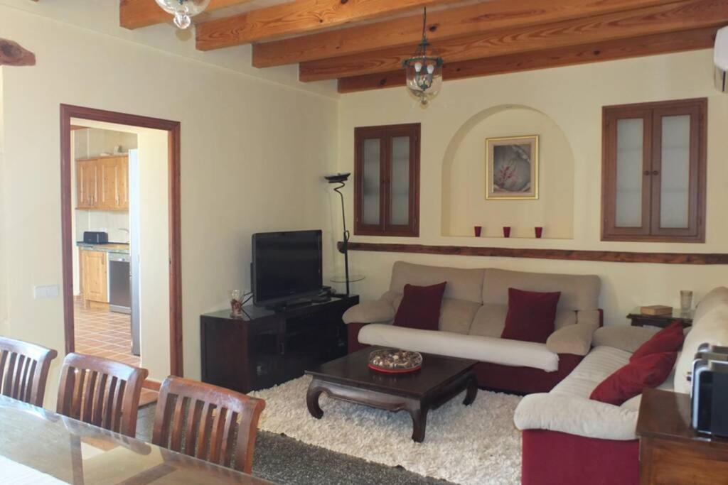 Villa Maria, Bonita Casa Con Jardin Y Piscina Privada En Andratx Zewnętrze zdjęcie