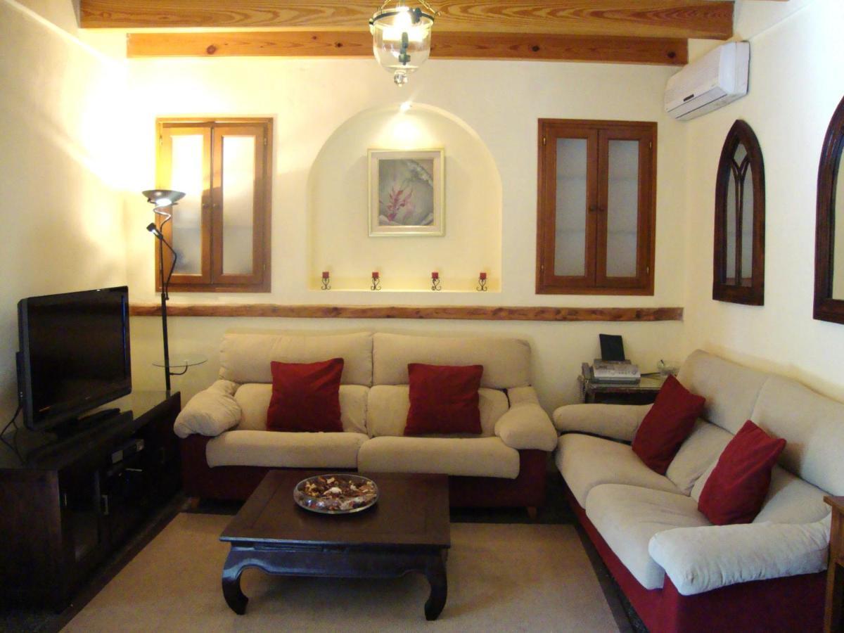 Villa Maria, Bonita Casa Con Jardin Y Piscina Privada En Andratx Zewnętrze zdjęcie