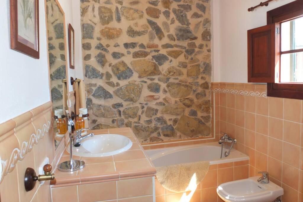 Villa Maria, Bonita Casa Con Jardin Y Piscina Privada En Andratx Zewnętrze zdjęcie